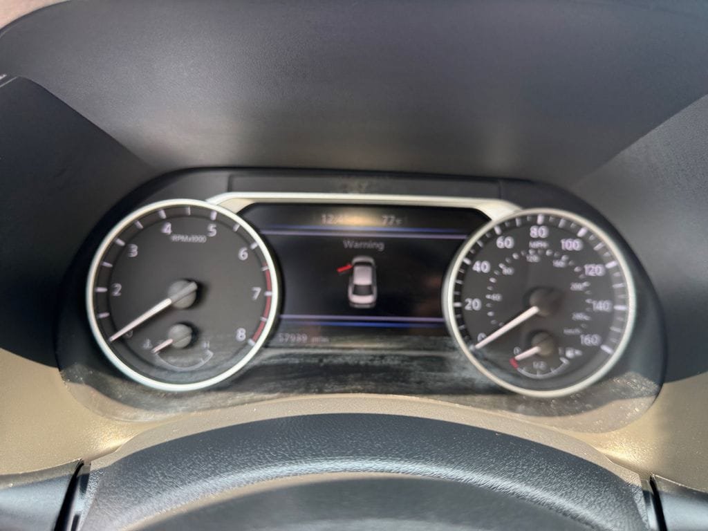 Certified 2024 Nissan Sentra SV FWD image 14
