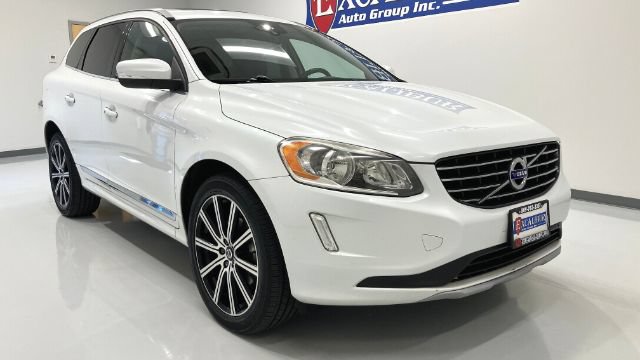 Used 2017 Volvo XC60 T6 Inscription w/ Protection Package AWD/4WD image 3
