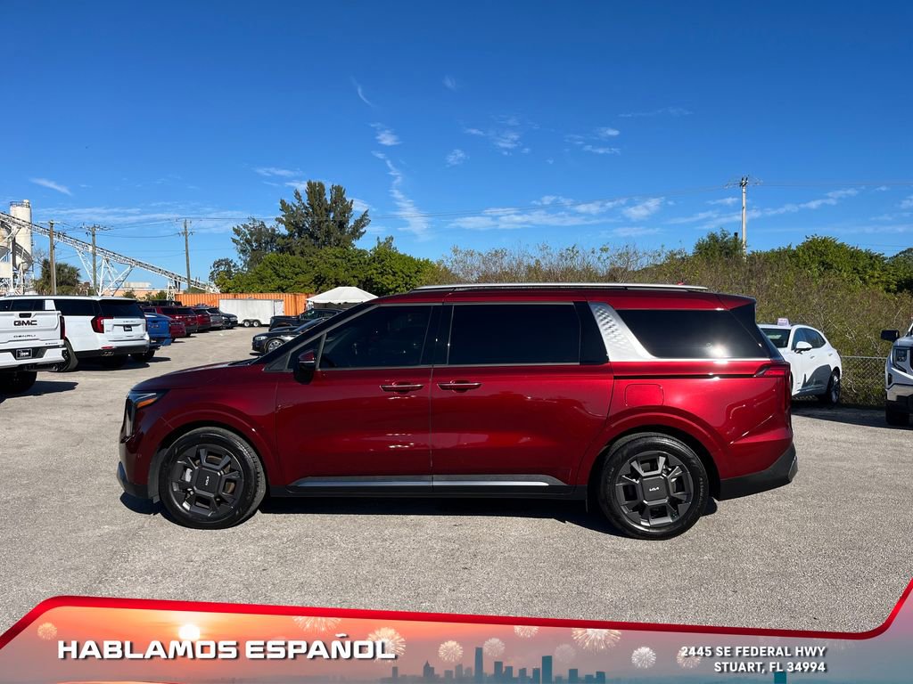 Used 2025 Kia Carnival SX image 4