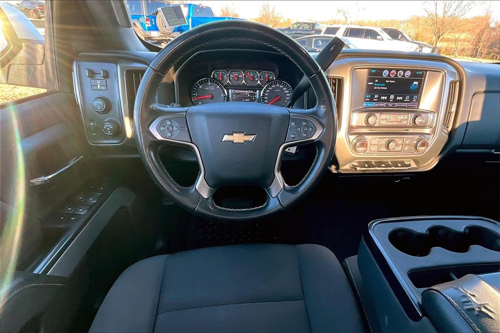 Used 2018 Chevrolet Silverado 1500 LT w/ All Star Edition image 5