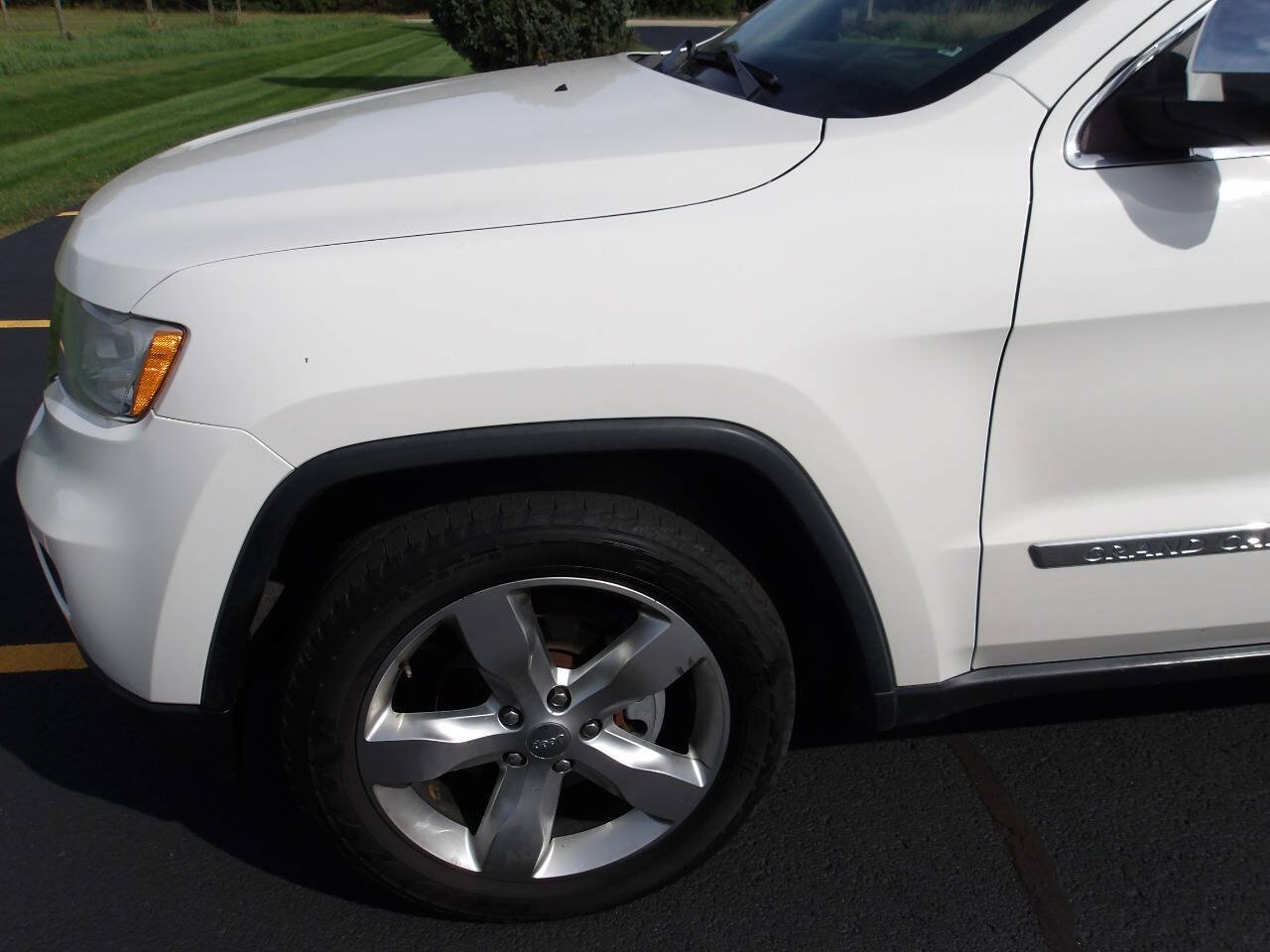 Used 2011 Jeep Grand Cherokee Overland AWD/4WD image 51