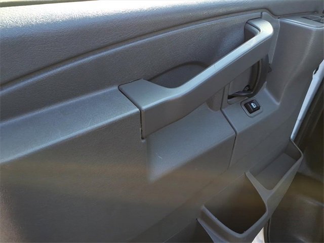Used 2022 Chevrolet Express 2500 w/ Driver Convenience Package image 12