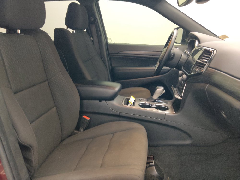 Used 2022 Jeep Grand Cherokee Laredo E RWD image 21