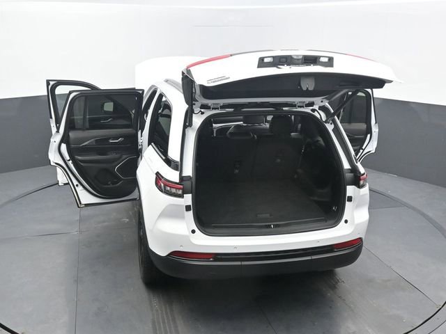 Used 2022 Jeep Grand Cherokee Altitude image 76