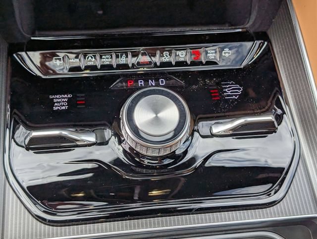 New 2026 Jeep Grand Wagoneer Summit AWD/4WD image 20