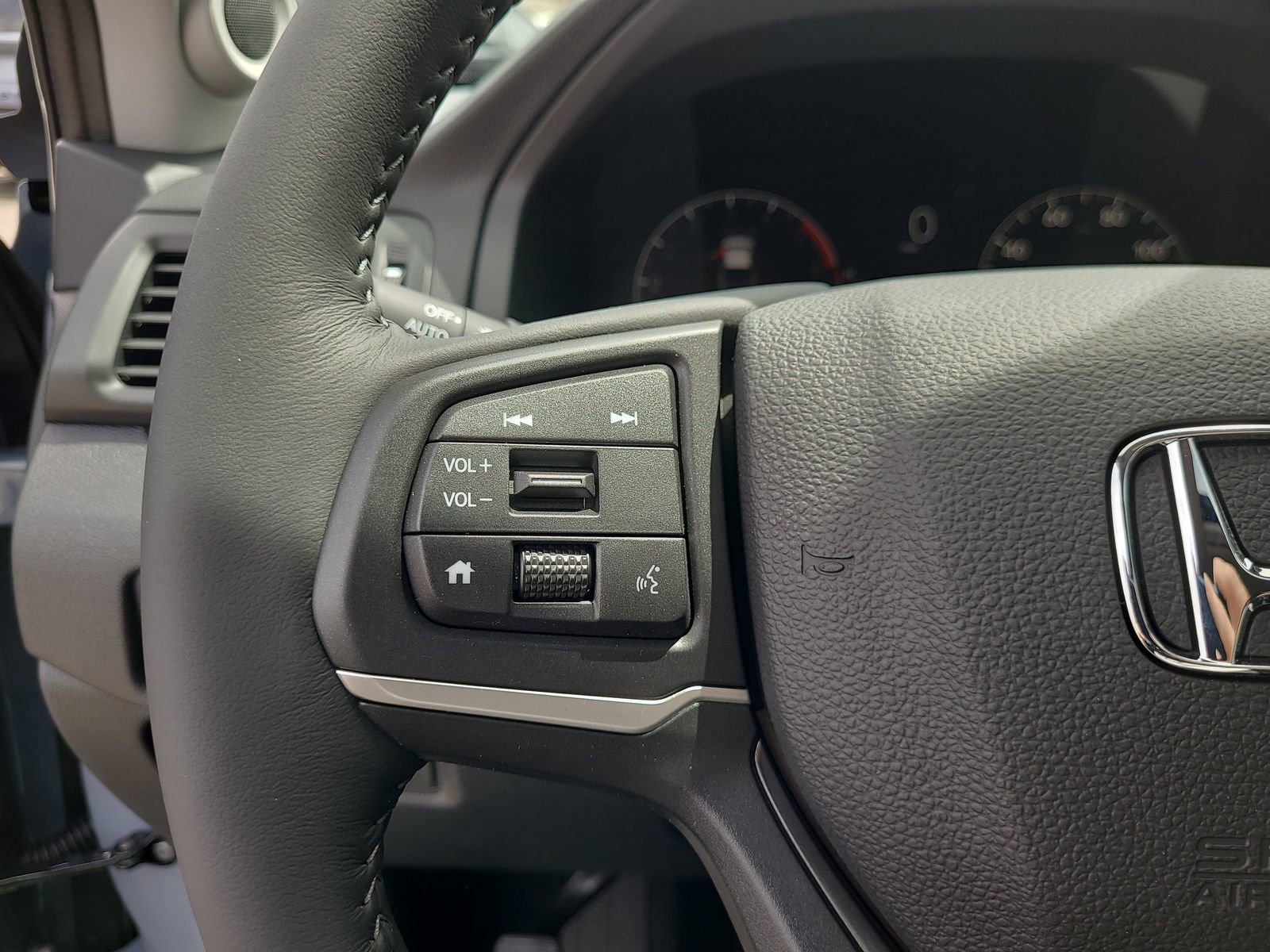 New 2026 Honda Ridgeline RTL image 25