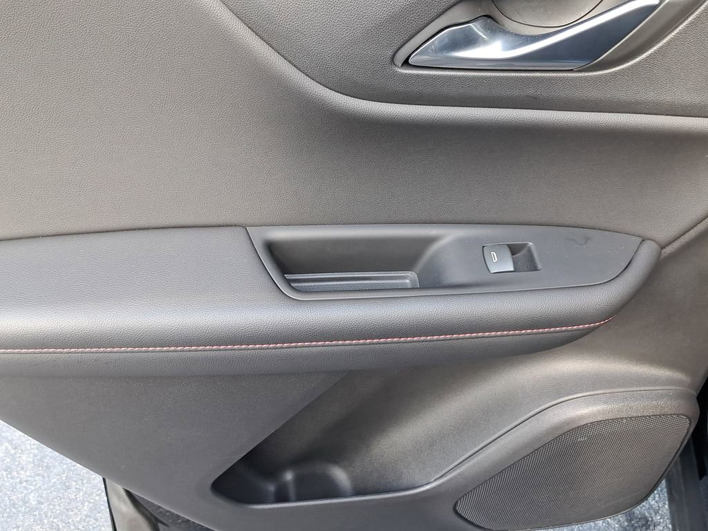 Used 2022 Chevrolet Blazer RS image 11