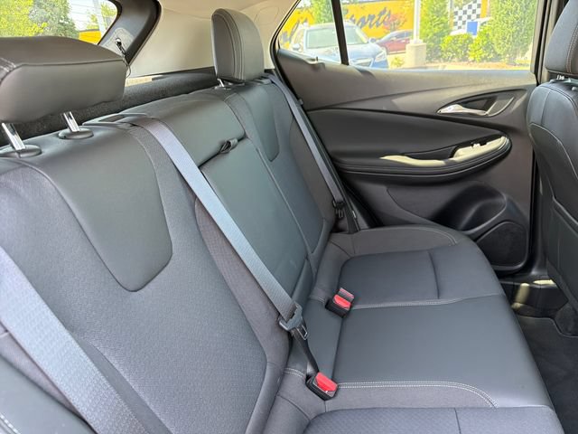 Used 2023 Buick Encore GX Select w/ Sport Touring Package FWD image 28