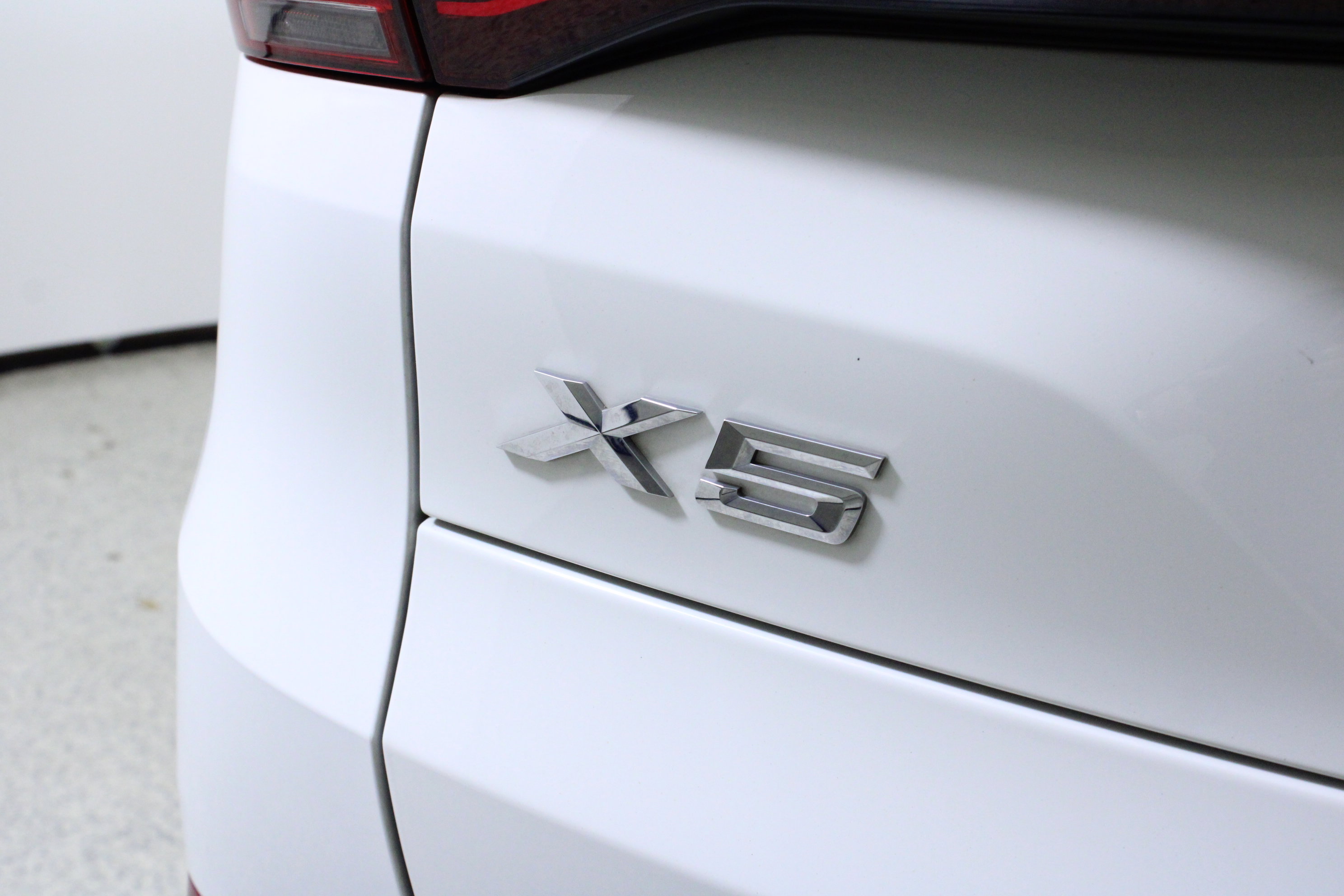 Used 2020 BMW X5 sDrive40i w/ Premium Package image 9