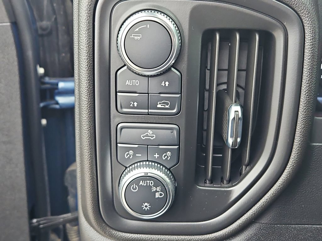 Certified 2024 GMC Sierra 1500 Pro w/ Graphite Edition AWD/4WD image 18