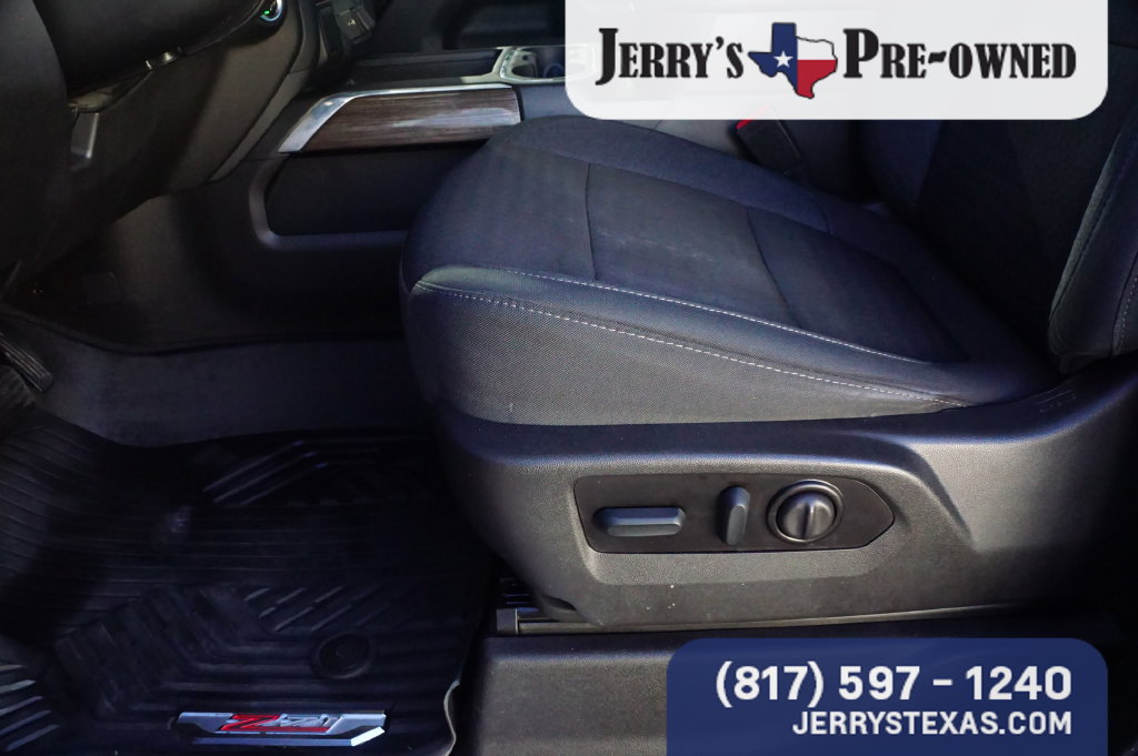 Used 2022 Chevrolet Silverado 1500 LT Trail Boss w/ Bed Protection Package AWD/4WD image 16