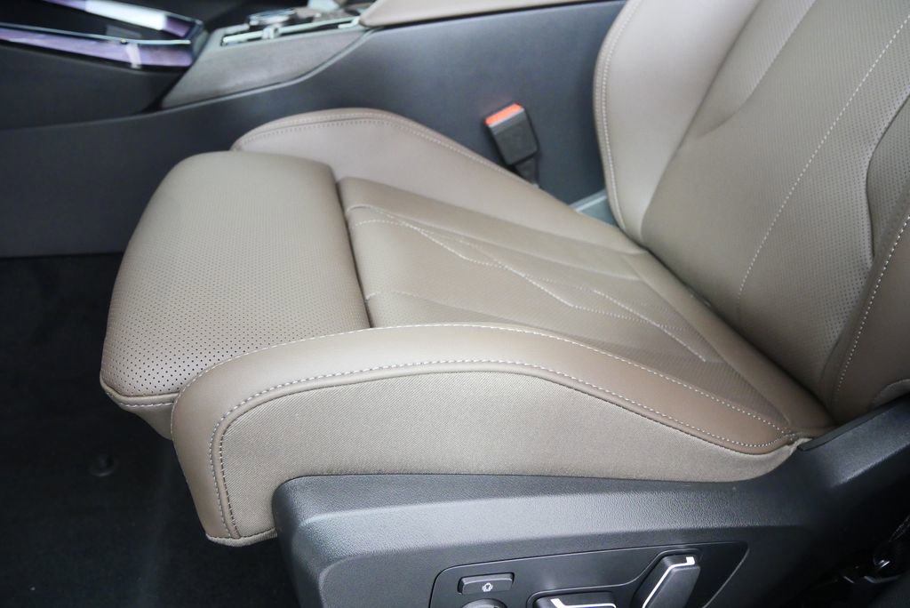 Used 2026 BMW X3 xDrive30 w/ Convenience Package image 10