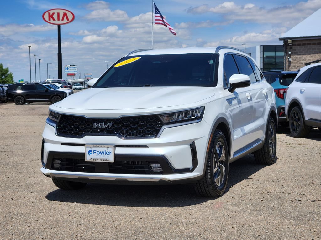 Certified 2023 Kia Sorento EX FWD image 4