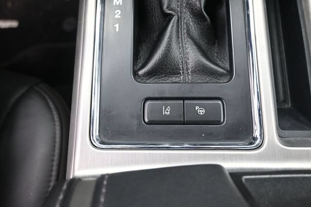 Used 2015 Ford F150 Platinum w/ Equipment Group 701A Luxury AWD/4WD image 25