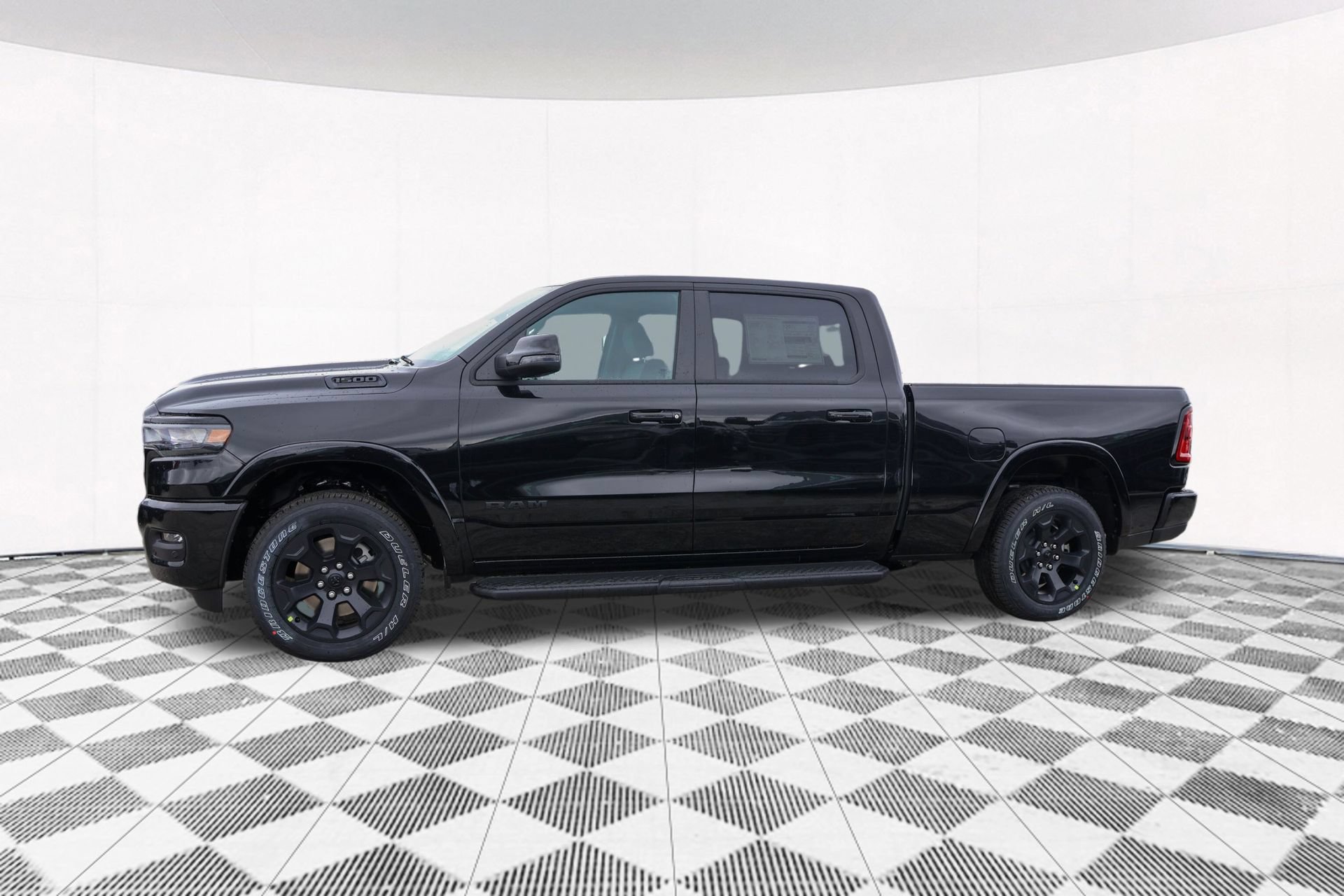New 2026 RAM 1500 4x4 Crew Cab image 7