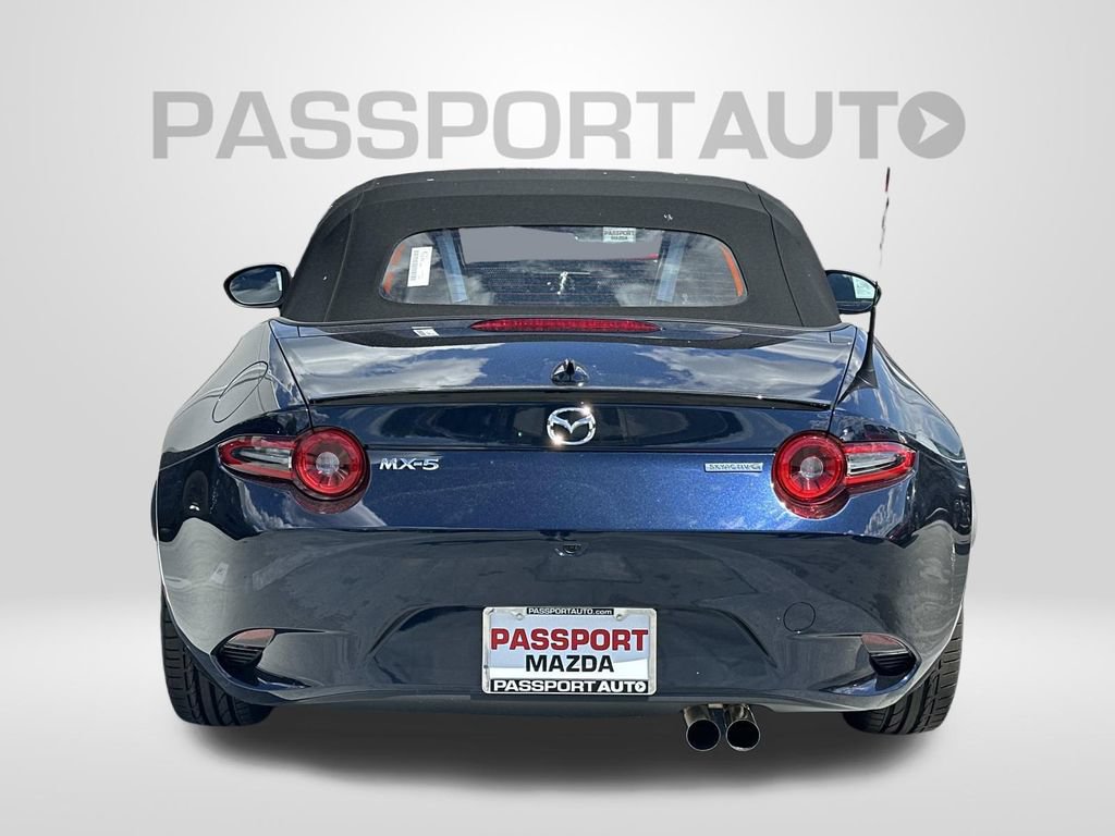 New 2026 MAZDA MX-5 Miata Club w/ Interior Package RWD image 3