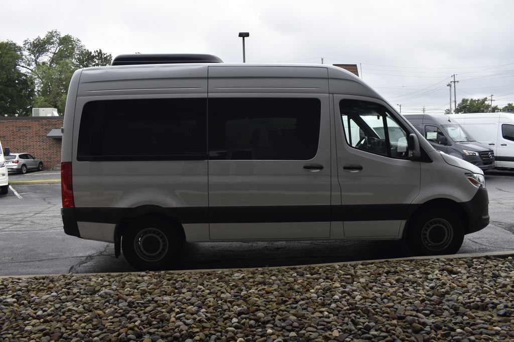 Used 2024 Mercedes-Benz Sprinter 2500 image 5
