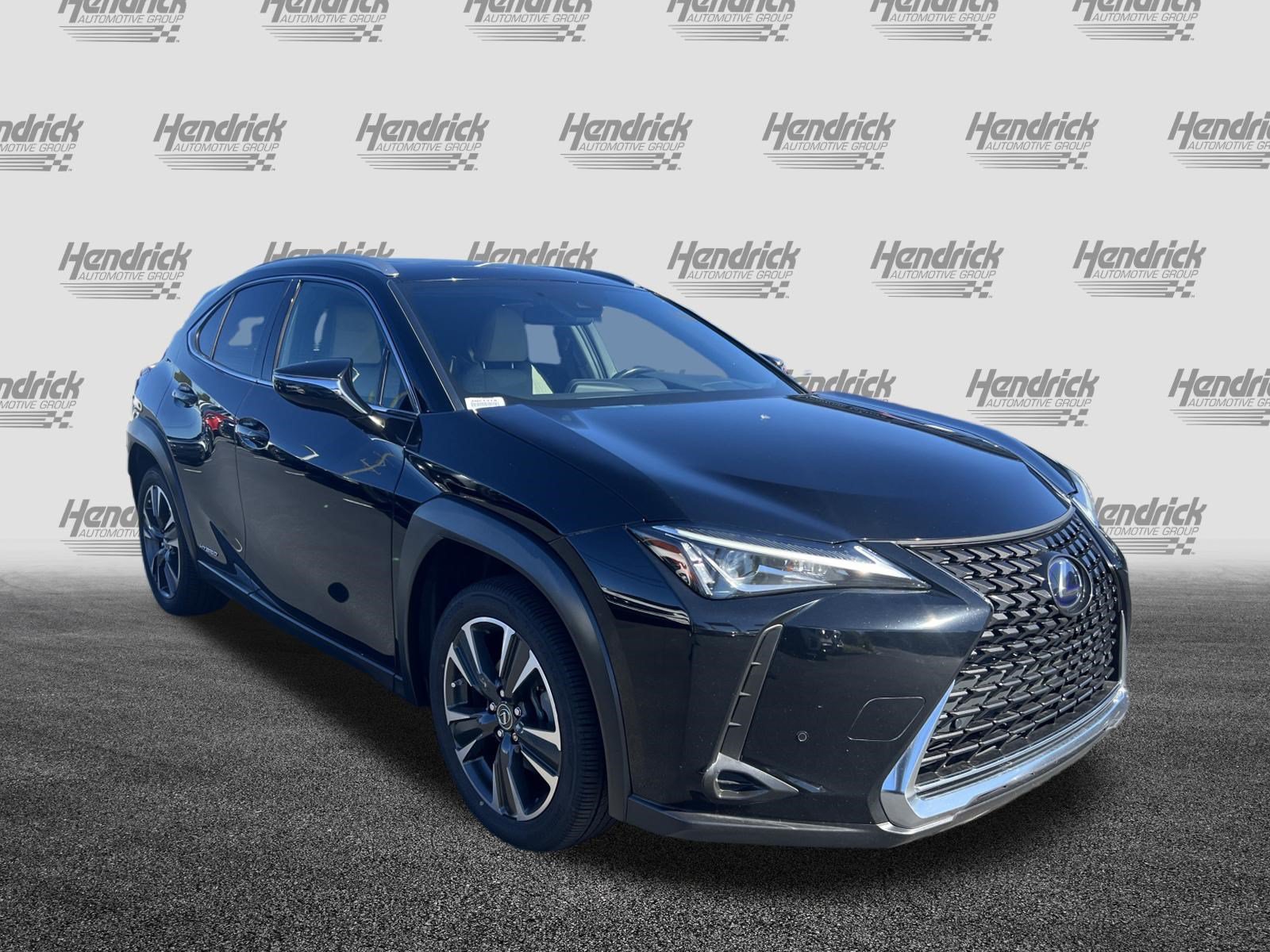 Used 2021 Lexus UX 250h w/ Accessory Package (Z1) AWD/4WD image 2