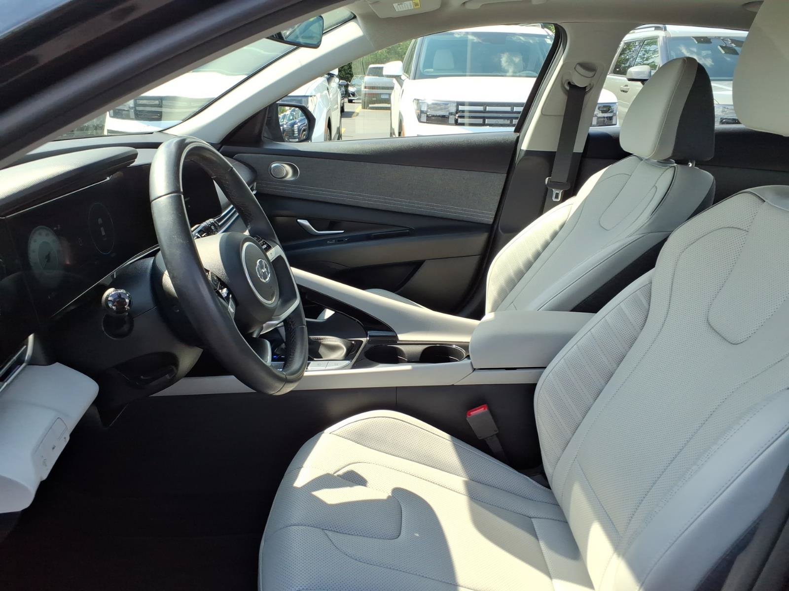Certified 2023 Hyundai Elantra Limited w/ Cargo Package FWD image 22