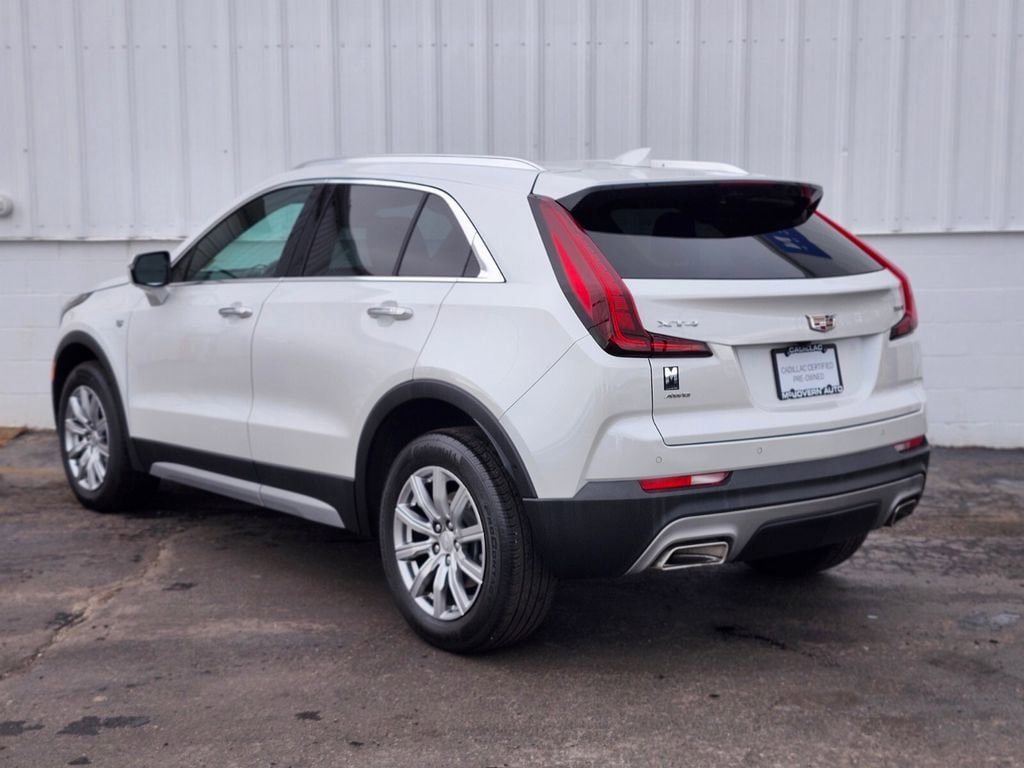 Certified 2023 Cadillac XT4 Premium Luxury w/ Enhanced Visibility Package AWD/4WD image 3