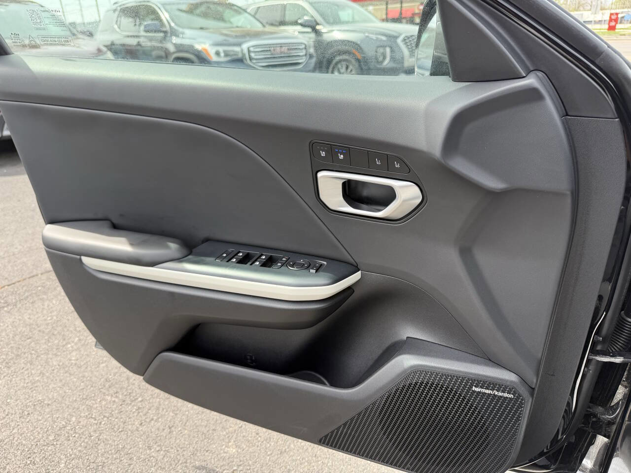 Used 2025 Kia K4 GT-Line w/ GT-Line Premium Package FWD image 11