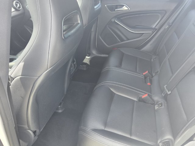 Used 2018 Mercedes-Benz CLA 250 image 12