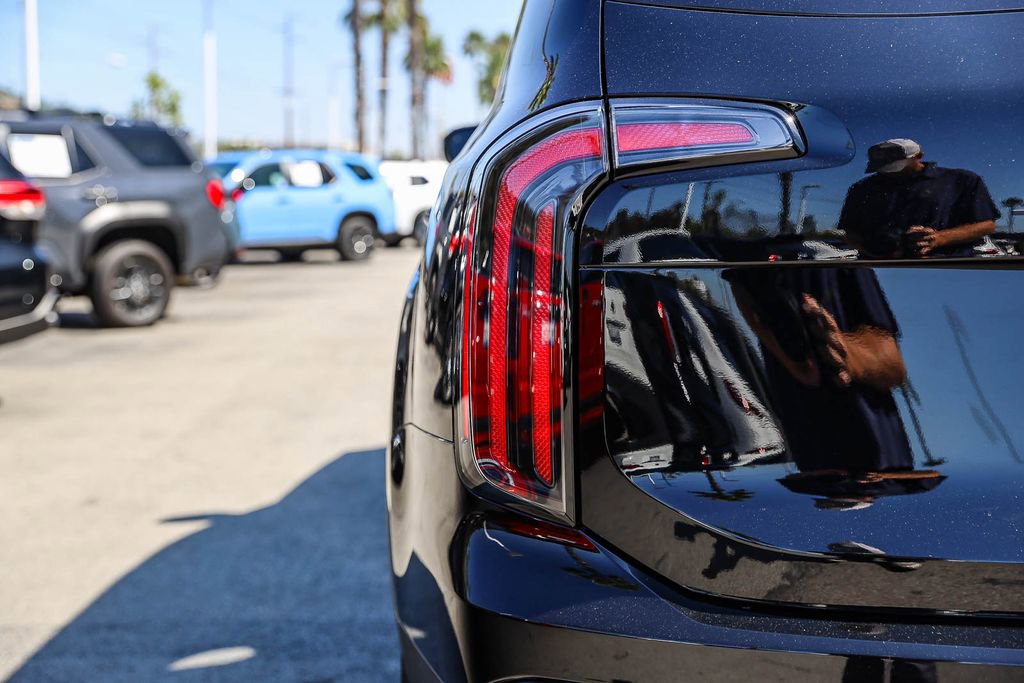 Used 2025 Kia Telluride EX X-Line AWD/4WD image 7