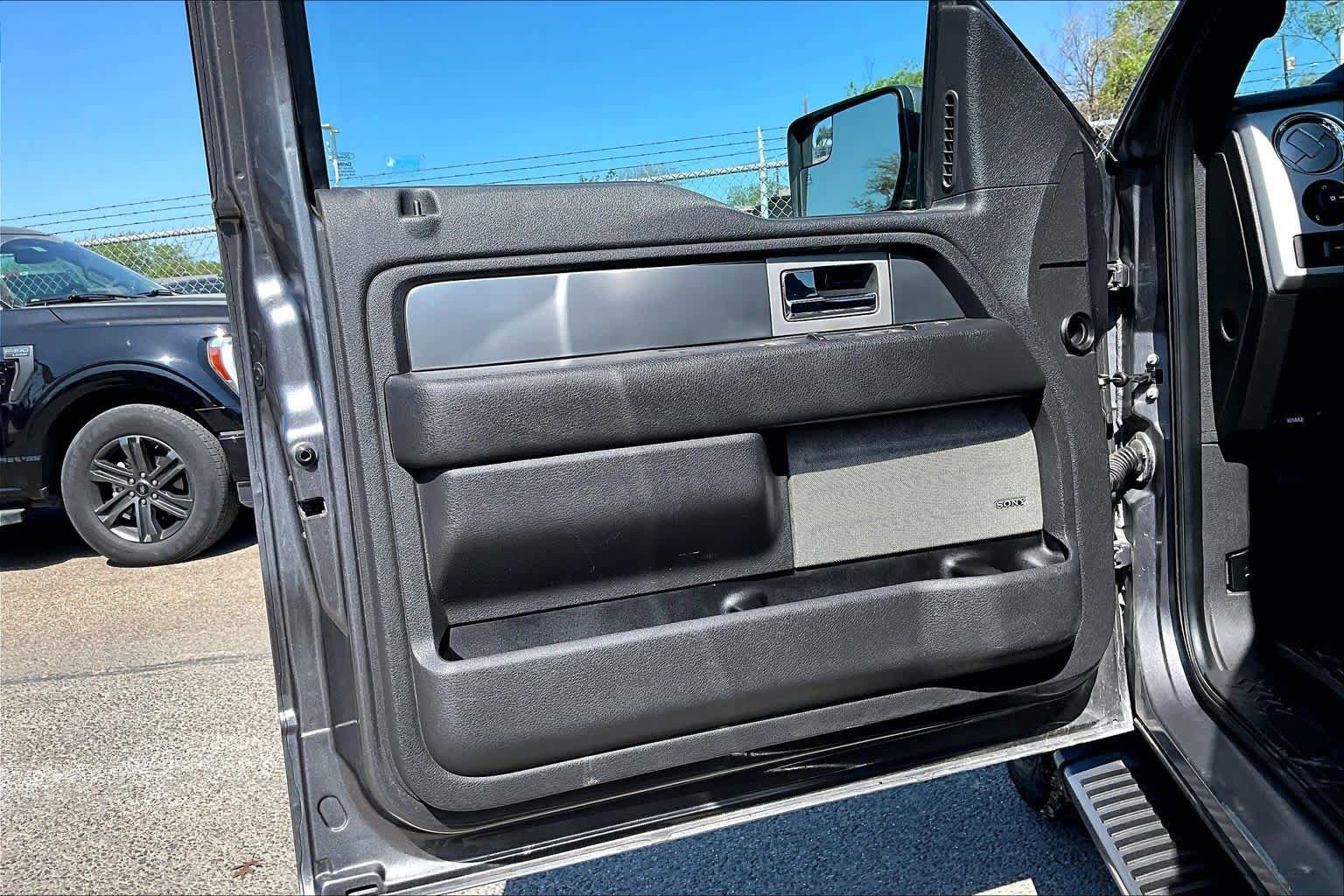 Used 2014 Ford F150 FX4 w/ Equipment Group 402A Luxury image 22