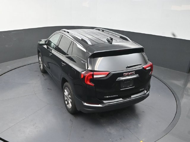 Used 2024 GMC Terrain SLT AWD/4WD image 27