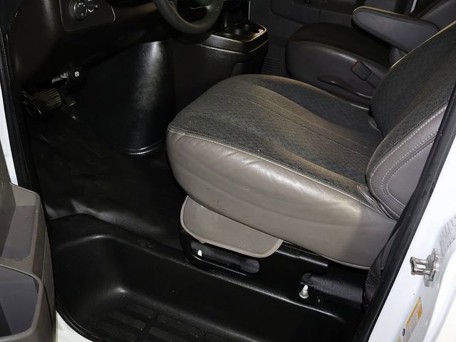 Used 2024 GMC Savana 2500 w/ Driver Convenience Package RWD image 20