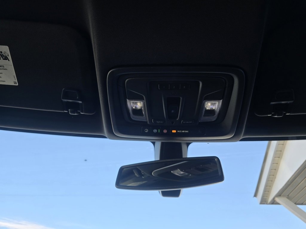 Used 2021 Chevrolet Silverado 1500 High Country image 20