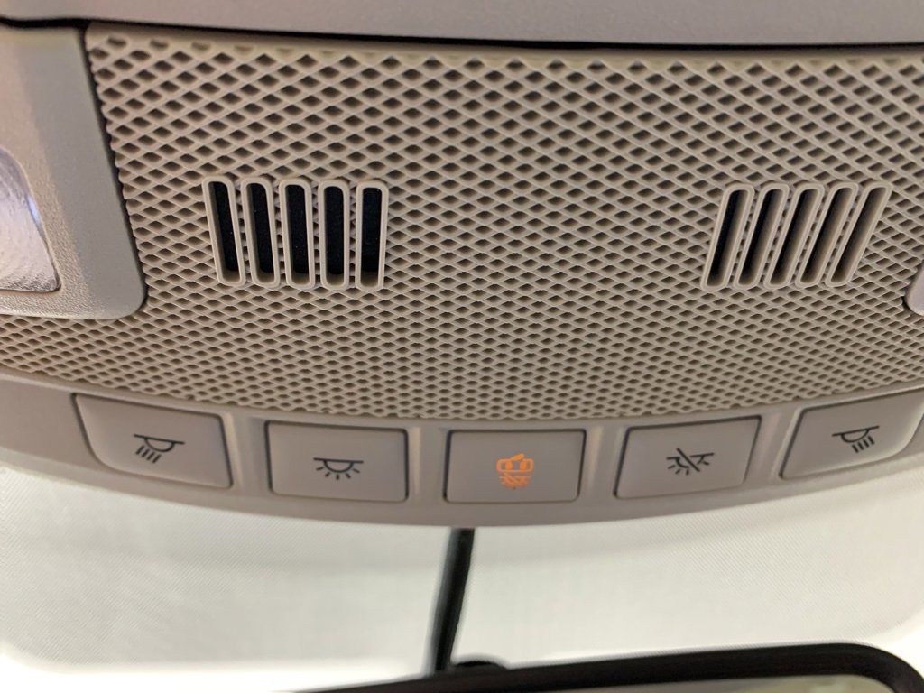 Used 2017 Ford Fusion SE w/ Fusion SE Technology Package image 23