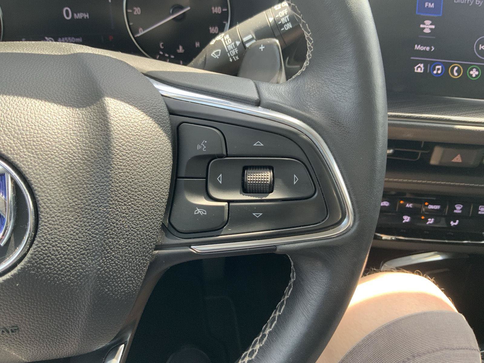 Used 2023 Buick Envision Preferred FWD image 31