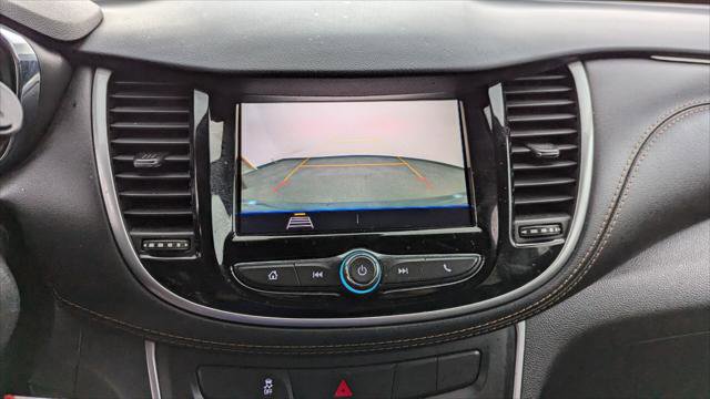 Used 2021 Chevrolet Trax LT image 28