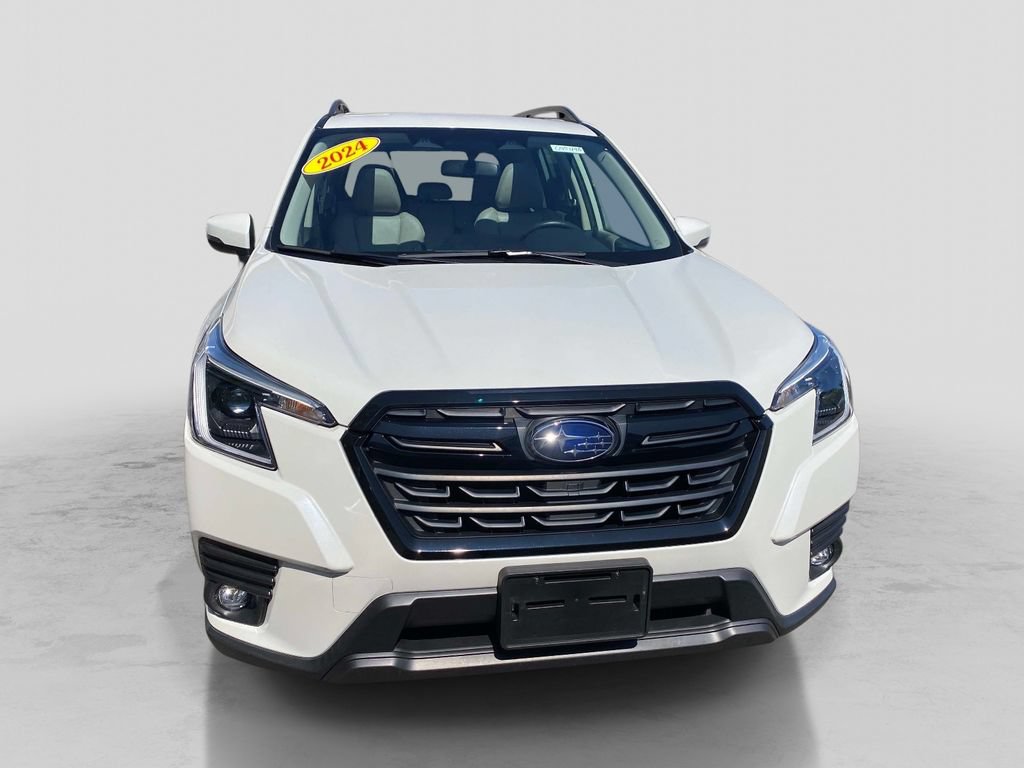 Used 2024 Subaru Forester Limited AWD/4WD image 10
