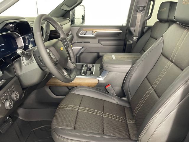 New 2026 Chevrolet Silverado 3500 High Country w/ High Country Premium Package image 2