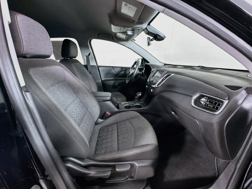 Used 2024 Chevrolet Equinox LT FWD image 28