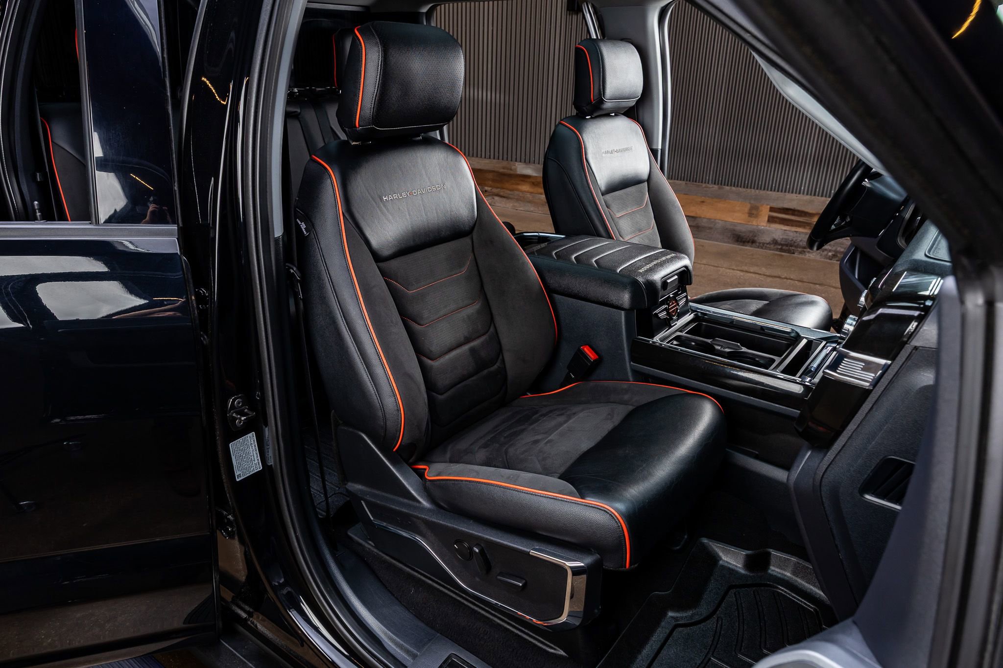 Used 2023 Ford F250 Lariat w/ Lariat Ultimate Package image 30