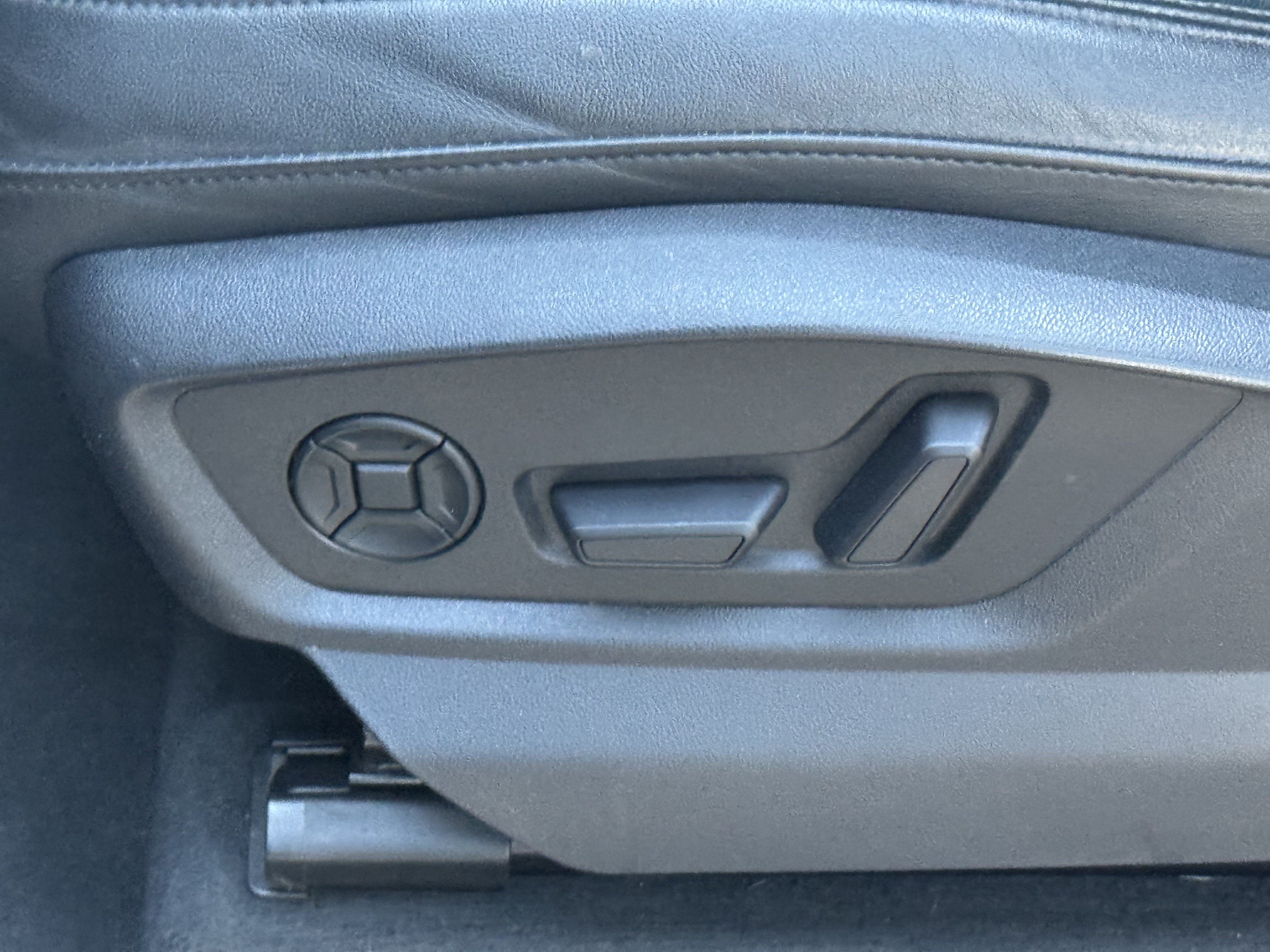Used 2022 Audi Q7 2.0T Premium w/ Convenience Package AWD/4WD image 24
