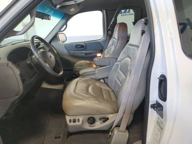 Used 2001 Ford F150 XL RWD image 10