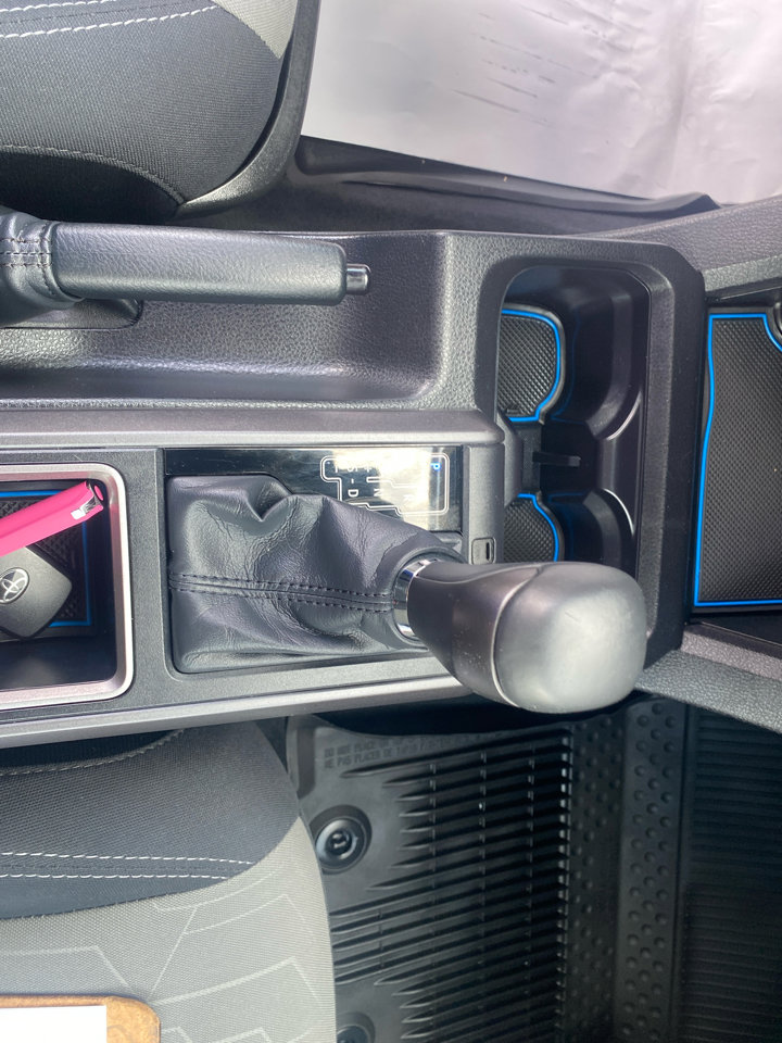 Used 2022 Toyota Tacoma TRD Off-Road image 23