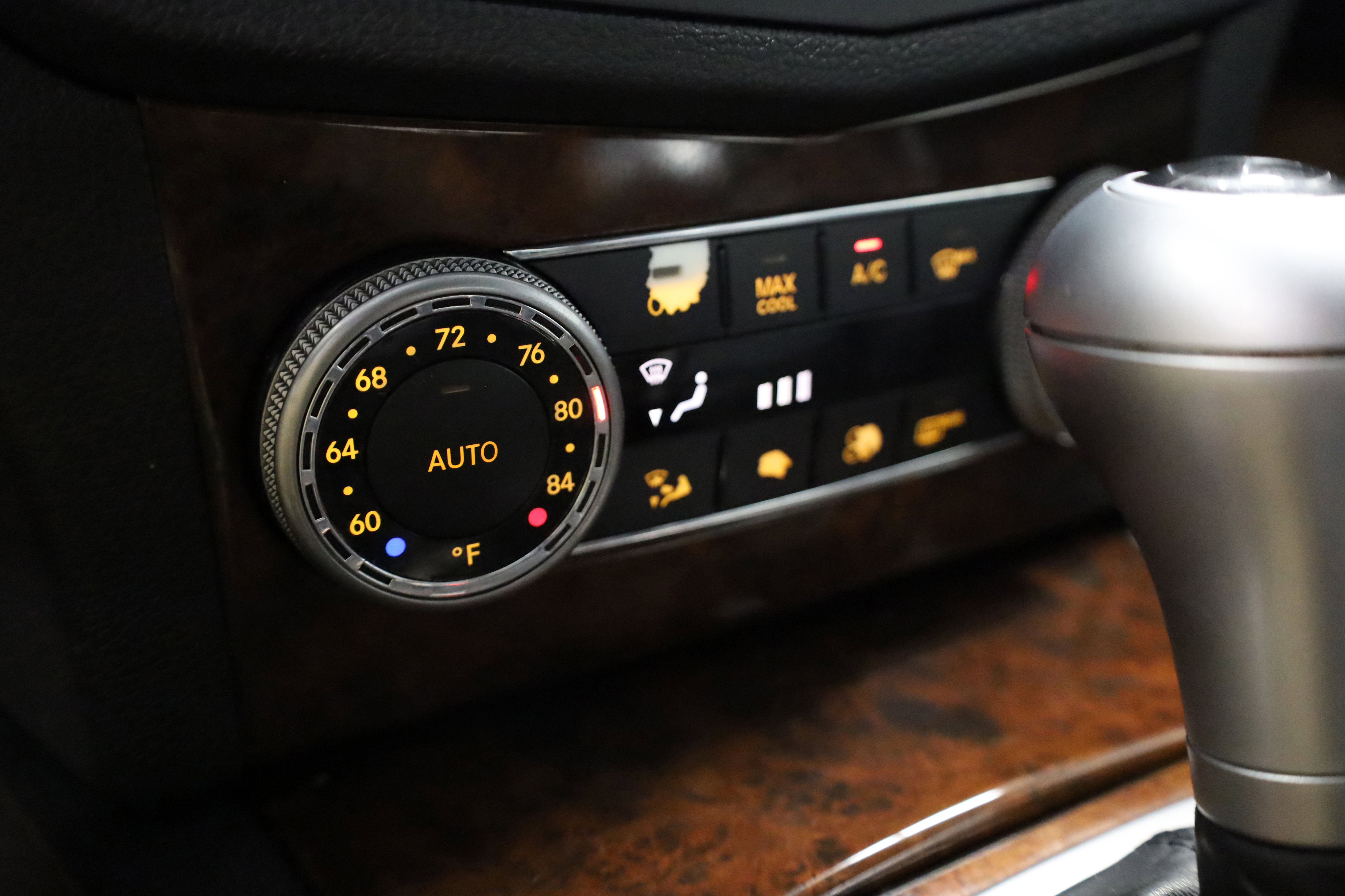 Used 2011 Mercedes-Benz C 300 4MATIC Sedan image 26