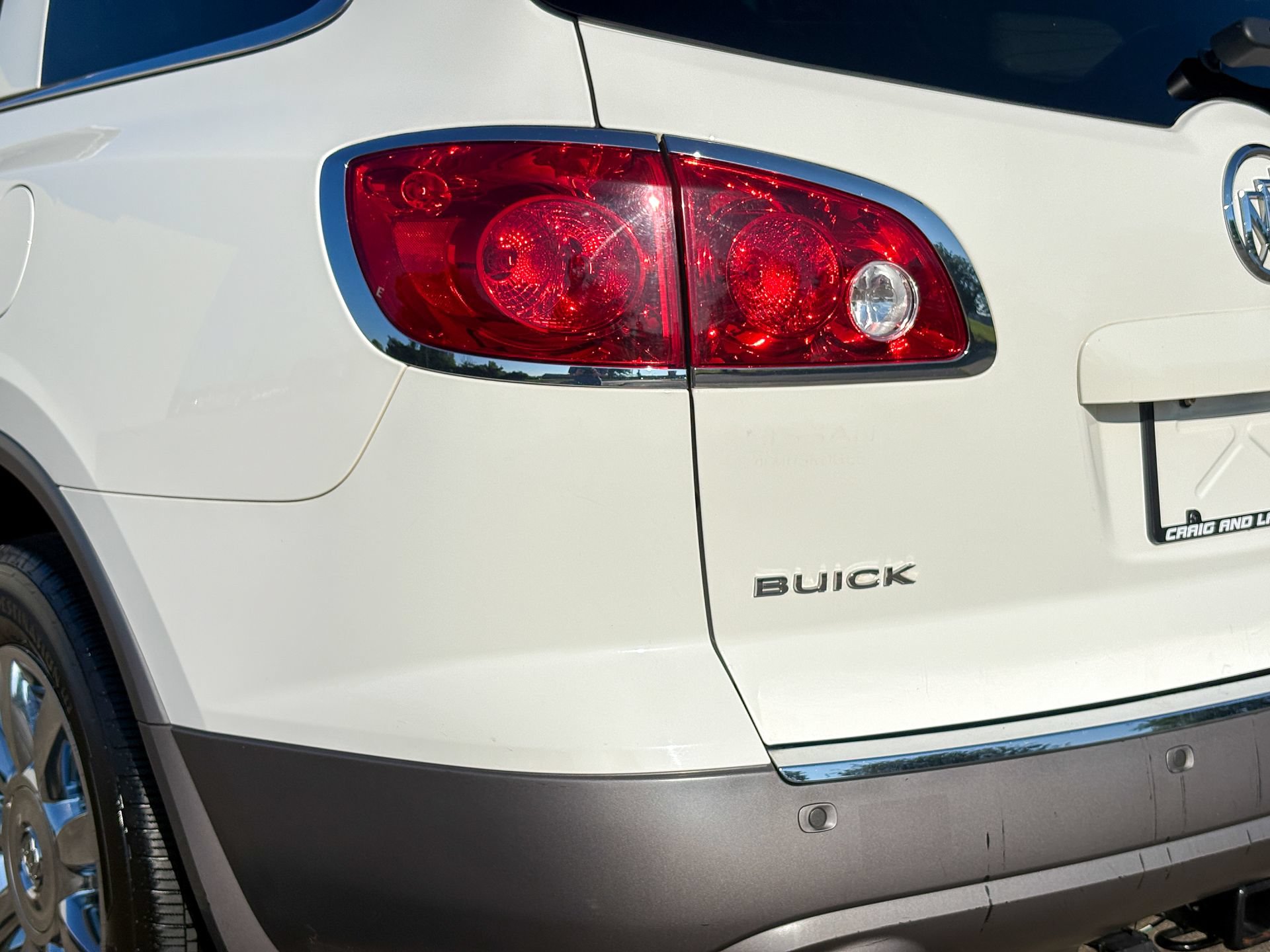 Used 2012 Buick Enclave Leather FWD image 9