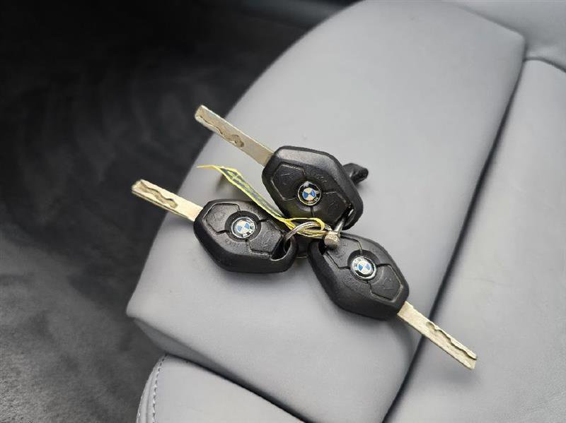 Used 2003 BMW M3 Coupe RWD image 32