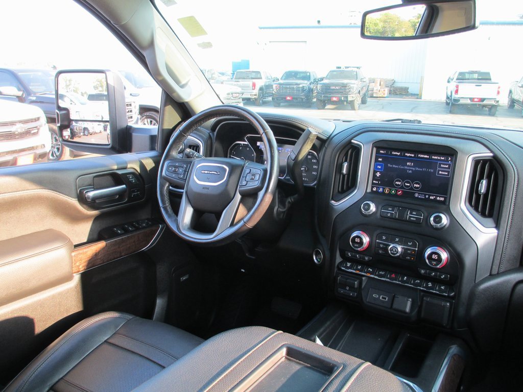 Certified 2022 GMC Sierra 3500 Denali image 27