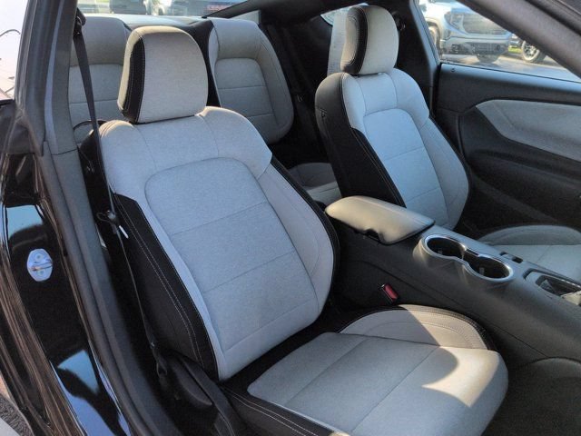 Used 2025 Ford Mustang GT RWD image 13