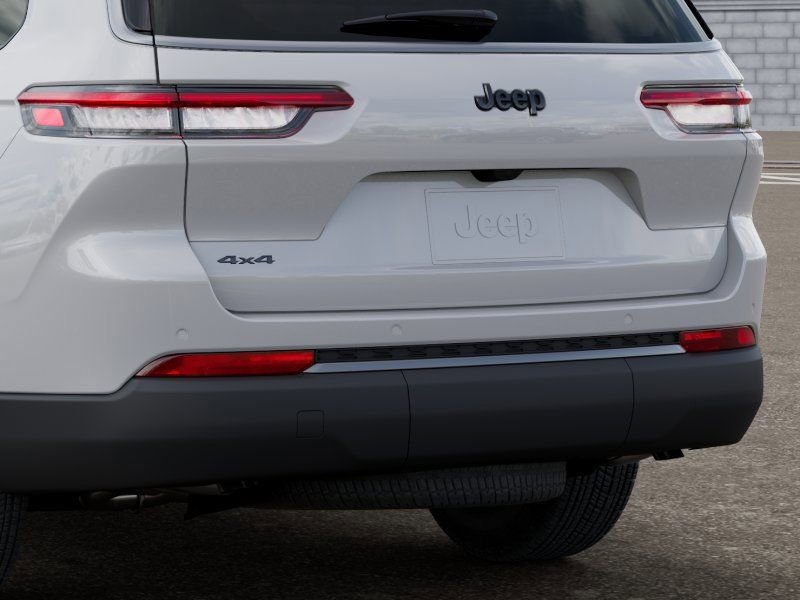 New 2026 Jeep Grand Cherokee L 4WD image 13