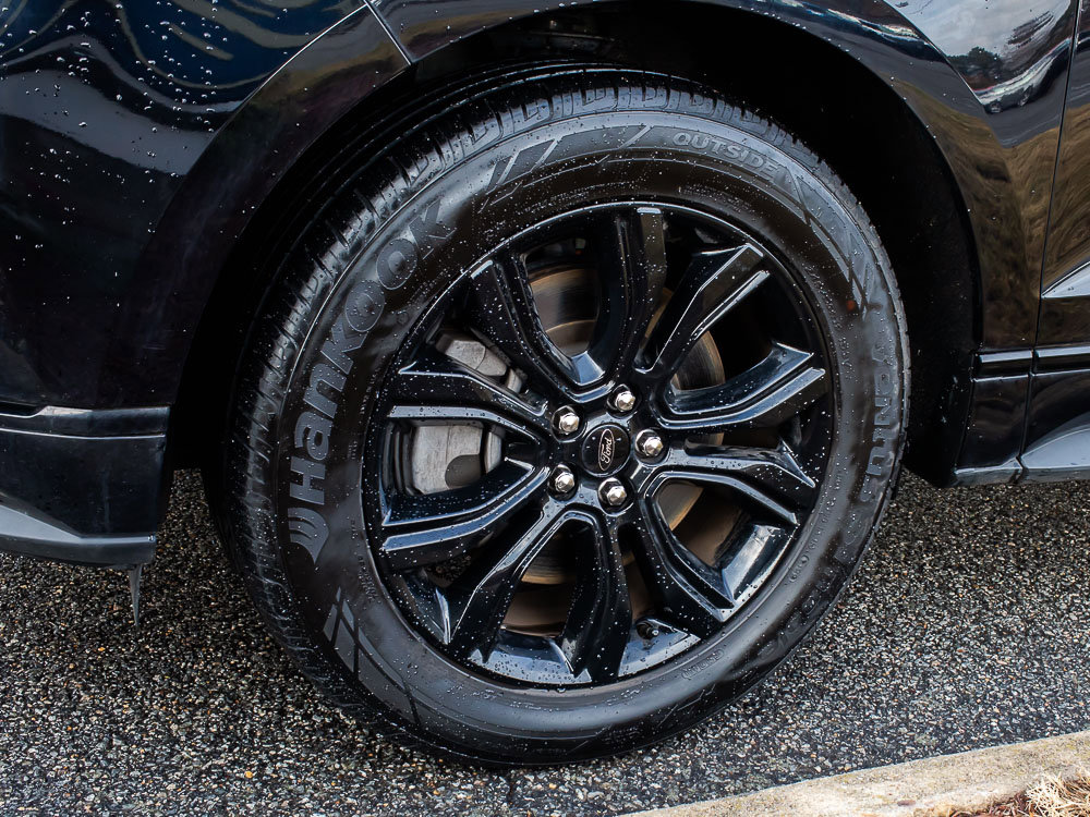 Used 2022 Ford Edge SE w/ Black Appearance Package image 5