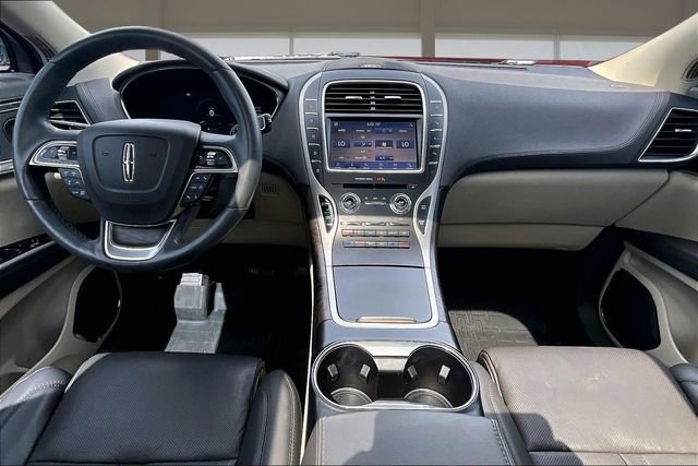 Used 2020 Lincoln Nautilus Reserve w/ Equipment Group 201A AWD/4WD image 16
