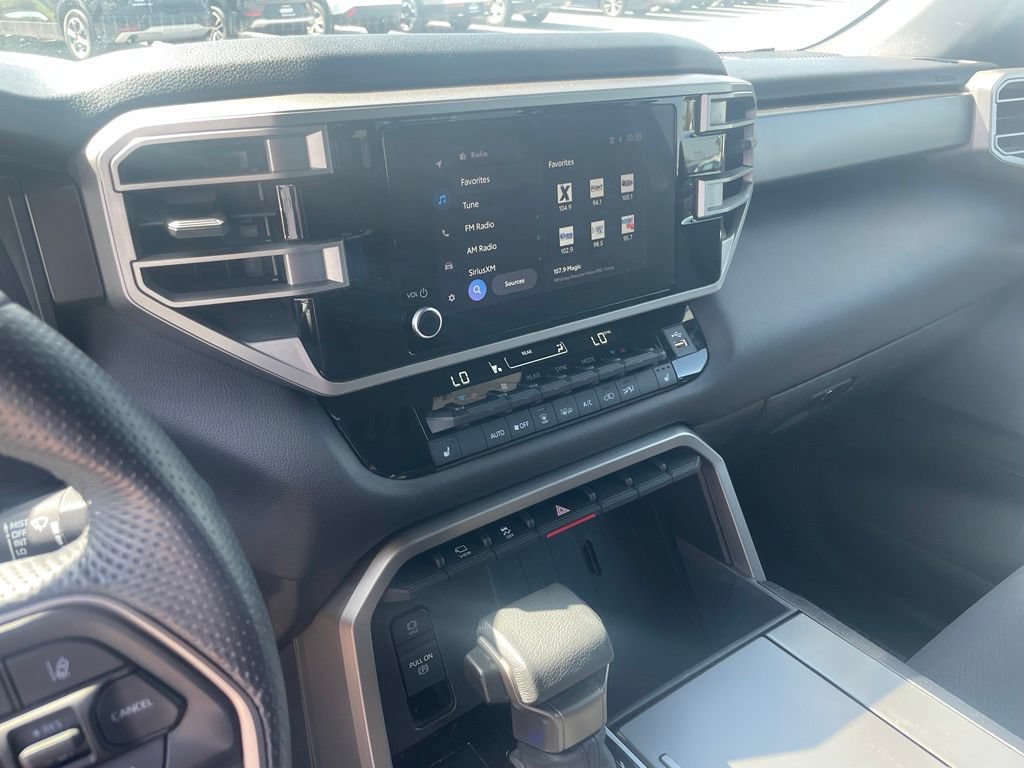 Used 2025 Toyota Sequoia SR5 AWD/4WD image 15
